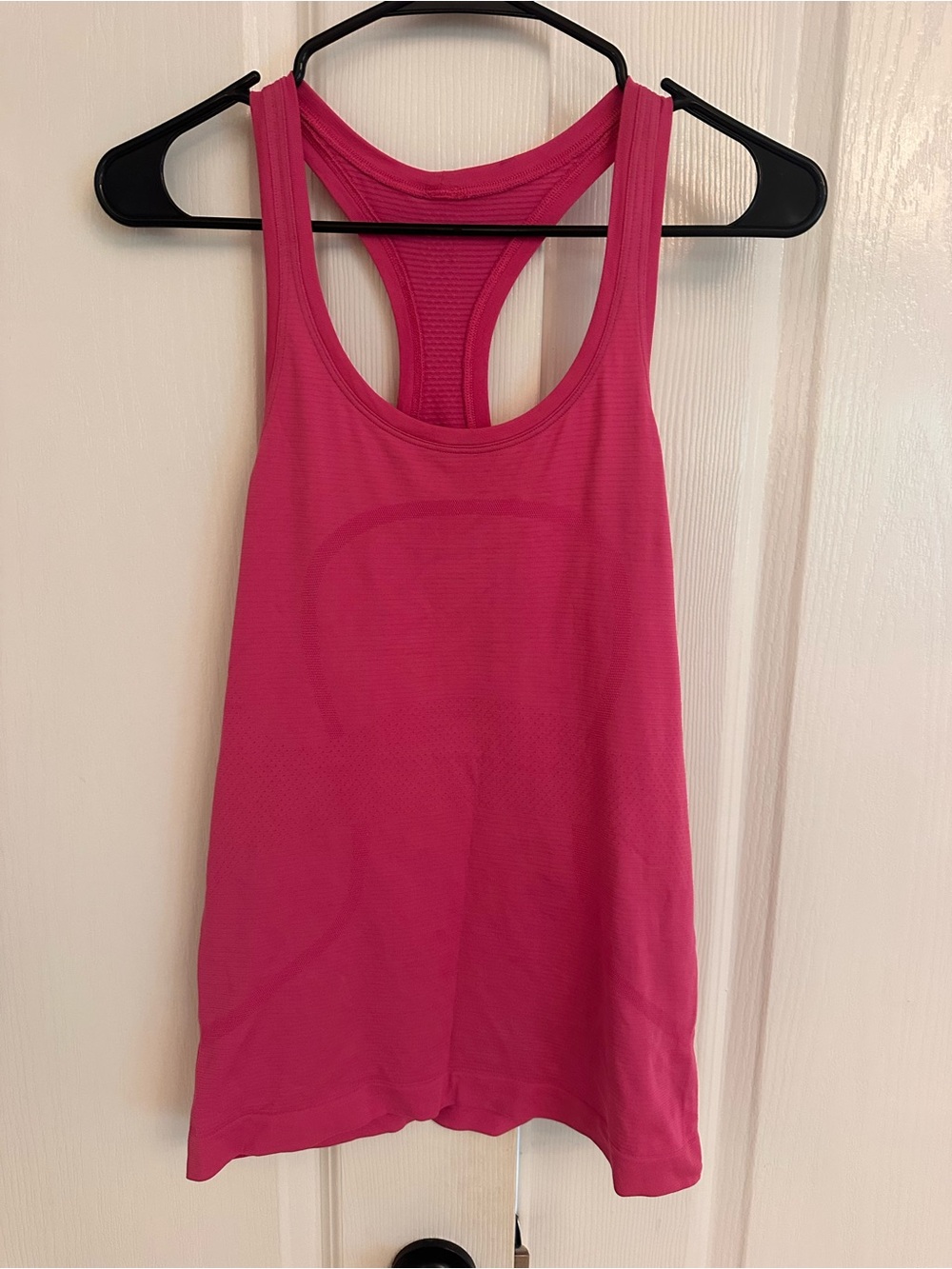 lululemon Women’s Hot Pink Racerback Tank Top